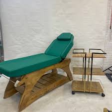 تخت مژه دوتیکه پایه چوبی