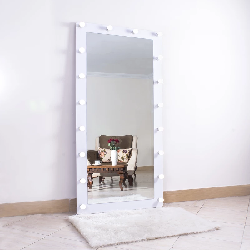 آینه گریم لامپدار